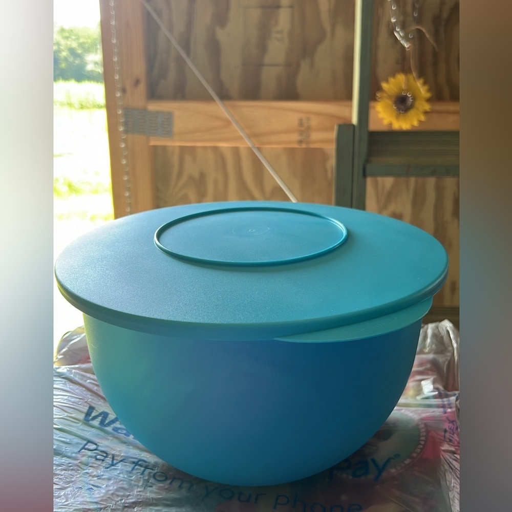 3pcs Tupperware bowls